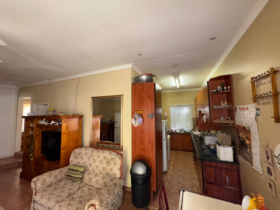 4 Bedroom Property for Sale in Safari Gardens North West